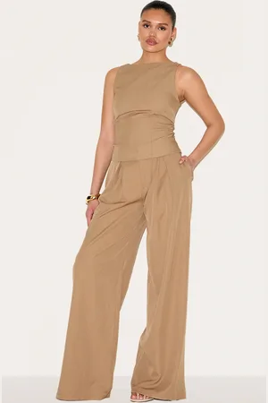 PRETTYLITTLETHING Racer Neck Detail Top