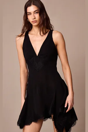 PRETTYLITTLETHING Chiffon Sheer Lace Trim Plunge Bodycon Dress