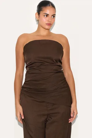 PRETTYLITTLETHING Plus Tailored Woven Top