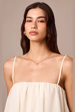 PRETTYLITTLETHING Gold Twist Cut Out Pendant Necklace
