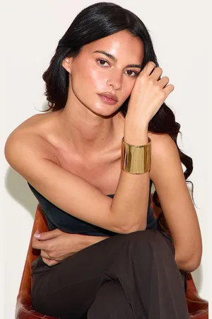 PRETTYLITTLETHING Gold Ridge Cuff Bangle