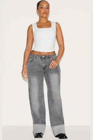 PRETTYLITTLETHING Shape Stretch Denim Highwaisted Distressed Turn Up Hem Jeans