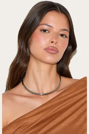 PRETTYLITTLETHING Silver Metal Bar Choker