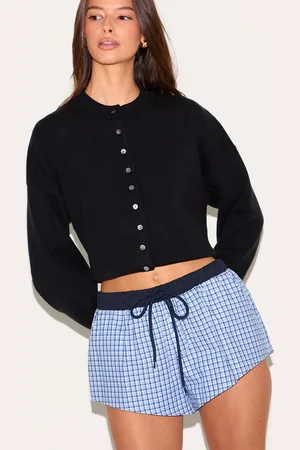 PRETTYLITTLETHING Checked Contrast Waistband Boxer Shorts