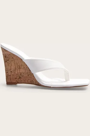 PRETTYLITTLETHING Pu Round Toe Thong Heeled Wedges