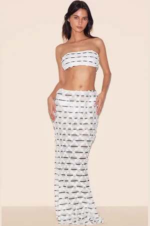 PRETTYLITTLETHING Textured Stripe Maxi Beach Skirt