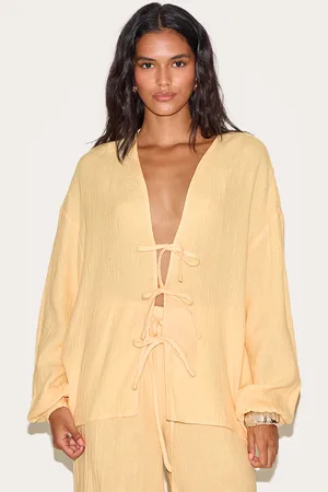 PRETTYLITTLETHING Textured Cheesecloth Tie Front Shirt