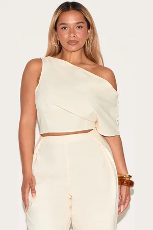 PRETTYLITTLETHING Shape Cream Linen Look Asymetrical Off The Shoulder Top