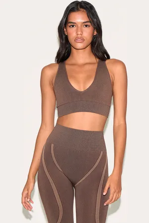PRETTYLITTLETHING Ribbed Seamless Sports Bra