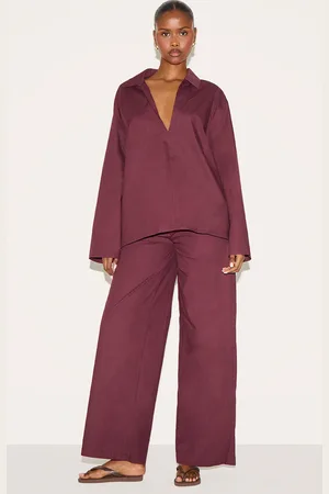 PRETTYLITTLETHING Plum Cotton Poplin Mid Rise Wide Leg Trousers