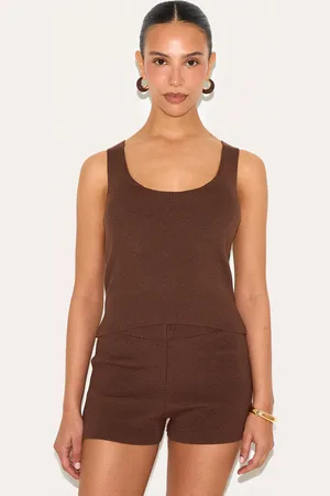 PRETTYLITTLETHING Petite Taupe Knitted Scoop Neck Vest Top