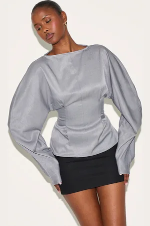 PRETTYLITTLETHING Woven Boatneck Fitted Blouse