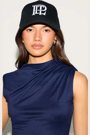 PRETTYLITTLETHING Pretty Little Thing White Embroidered Cap