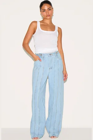 PRETTYLITTLETHING Petite Denim Seam Detail Jeans With Adjustable Straps