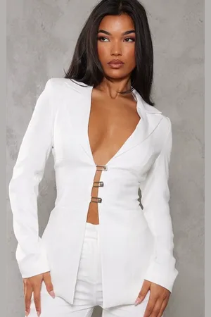 PRETTYLITTLETHING Fitted Lace Up Back Blazer
