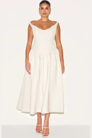 PRETTYLITTLETHING Plus Cream Woven Dipped Bardot Ruched Midaxi Dress
