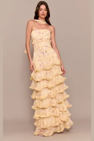 PRETTYLITTLETHING Pastel Chiffon Ditsy Floral Print Tiered Frill Maxi Dress