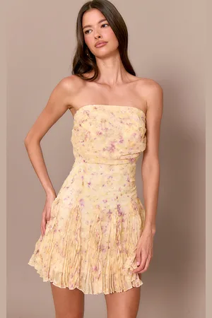 PRETTYLITTLETHING Chiffon Ditsy Floral Print Fishtail Mini Dress