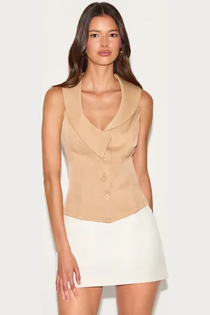PRETTYLITTLETHING Tan Collar Detail Button Waist Coat