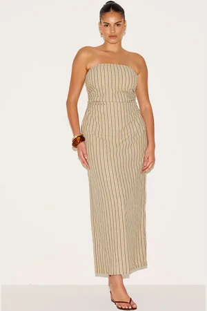 PRETTYLITTLETHING Plus Stone Striped Bandeau Ruched Shift Dress