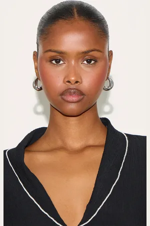 PRETTYLITTLETHING Silver Bevelled Edge Thick Medium Hoop Earrings