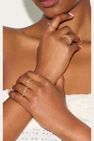 PRETTYLITTLETHING Gold Textured Ring Muti Pack
