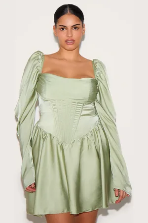 PRETTYLITTLETHING Plus Satin Corset Detail Puffball Shift Dress