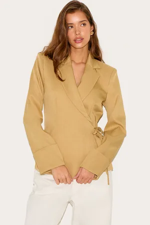 PRETTYLITTLETHING Tie Side Blazer