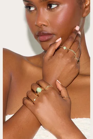 PRETTYLITTLETHING Gold Texture Resin Ring Multi-park