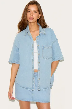 PRETTYLITTLETHING Short Sleeved Boxy Style Denim Shirt