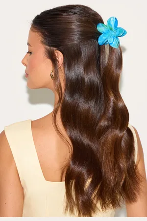 PRETTYLITTLETHING Turquoise Lily Flower Hair Clip