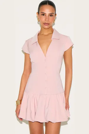 PRETTYLITTLETHING Petite V-neck Fitted Pleated Mini Dress