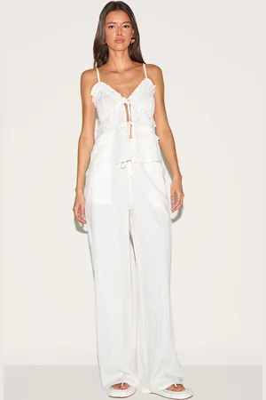 PRETTYLITTLETHING Textured Mid Rise Wide Leg Trousers