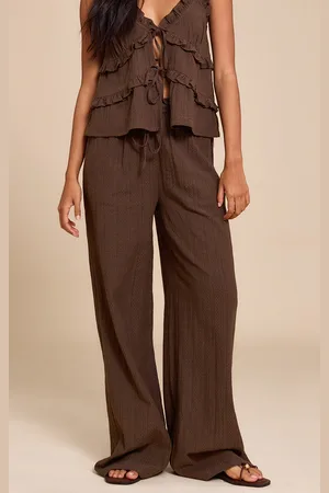 PRETTYLITTLETHING Textured Mid Rise Wide Leg Trousers