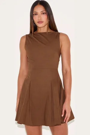 PRETTYLITTLETHING Tall Mini Skater Dress
