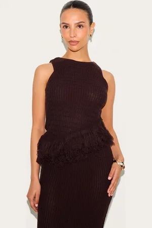PRETTYLITTLETHING Petite Fringe Edge Sleeveless Knit Top