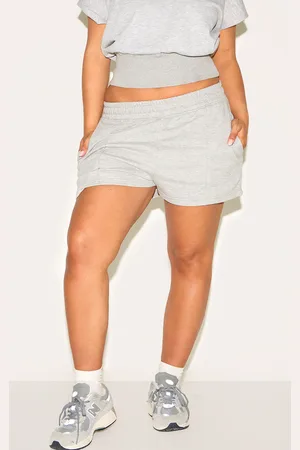 PRETTYLITTLETHING Shape Highwaisted Pin Tuck Sweat Shorts