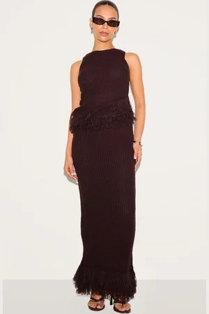 PRETTYLITTLETHING Petite Fringe Edge Knit Maxi Skirt