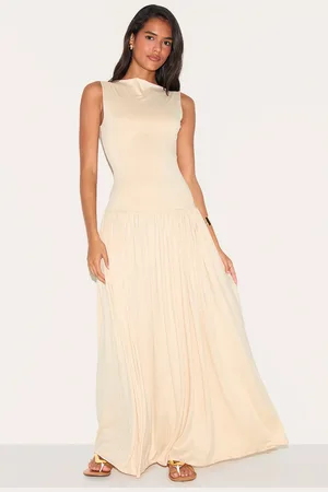 PRETTYLITTLETHING Double Layer Jersey Dropped Waist Maxi Dress