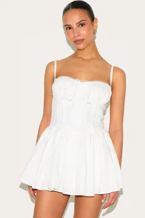 PRETTYLITTLETHING Petite Lace Corset Detail Shift Mini Dress