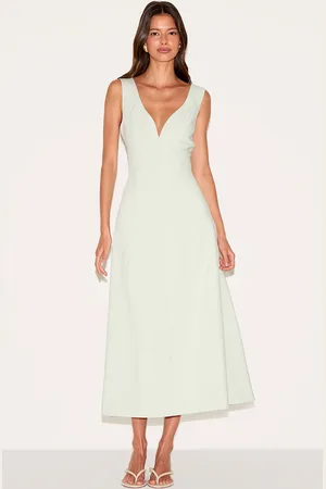PRETTYLITTLETHING Tailored Woven Plunge Button Down Midi Dress