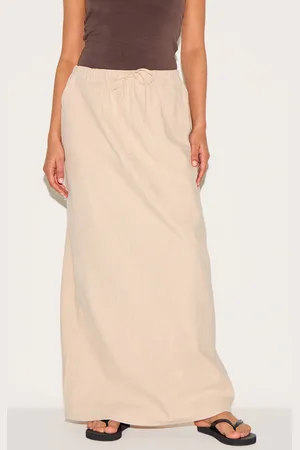 PRETTYLITTLETHING Petite Premium Linen Look Drawstring Maxi Skirt