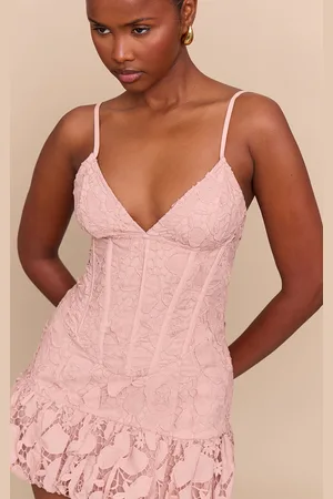 PRETTYLITTLETHING Floral Cup Detail Extreme Puffball Hem Dress