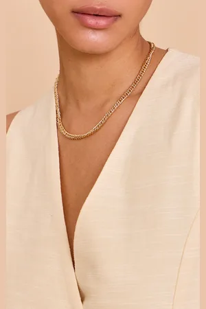 PRETTYLITTLETHING Gold Dainty Chain Necklace