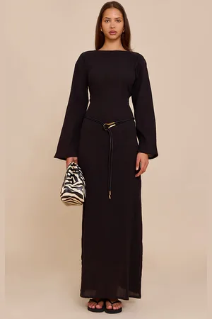 PRETTYLITTLETHING Textured Long Sleeve Maxi Dress