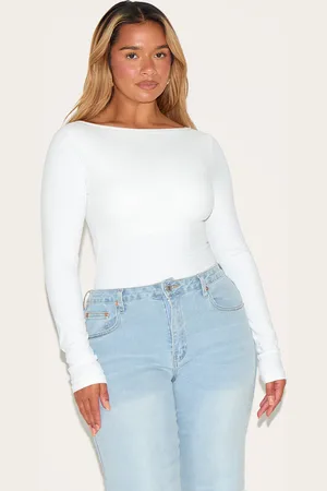 PRETTYLITTLETHING Shape Built In Bra Sculpt Boat Neck Long Sleeve Bodysuit