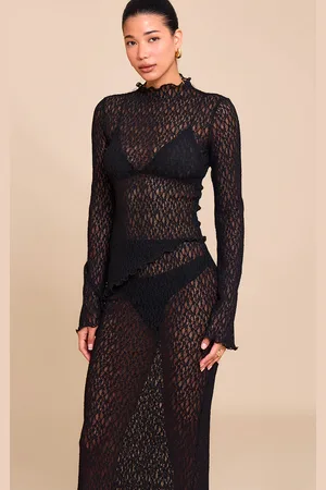 PRETTYLITTLETHING Sheer Lace Asymmetric Long Top