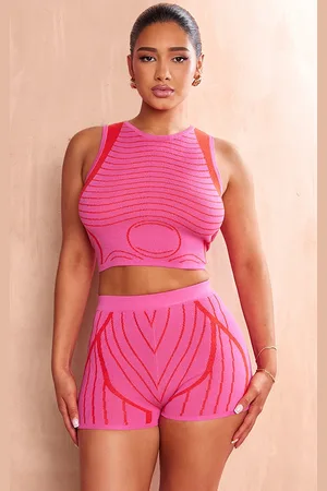 PRETTYLITTLETHING Shape Knit Body Printed Racer Crop Top