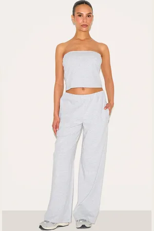 PRETTYLITTLETHING Petite Wide Leg Elasticated Waist Wide Trousers