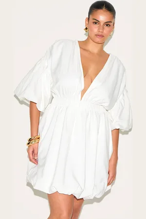 PRETTYLITTLETHING Plus Puff Sleeve Puffball Hem Dress